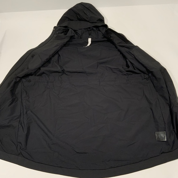 Lululemon Sz 12 Rain Rebel Jacket Black W4BOGS - Picture 10 of 12